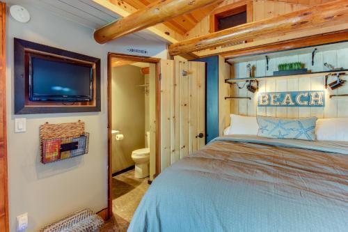 Little Log Cabin On Lake Washington