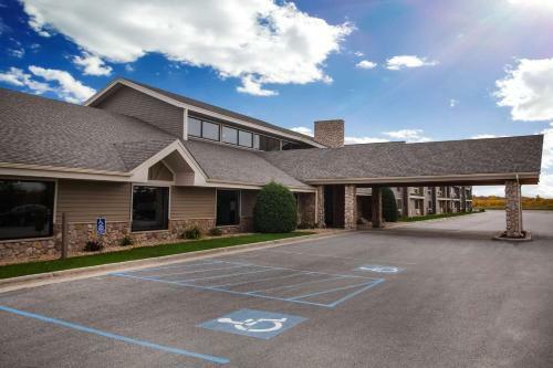Hotel Americinn By Wyndham Baudette