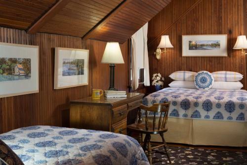 Magnolia Springs Bed And Breakfast