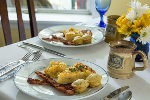 Magnolia Springs Bed And Breakfast