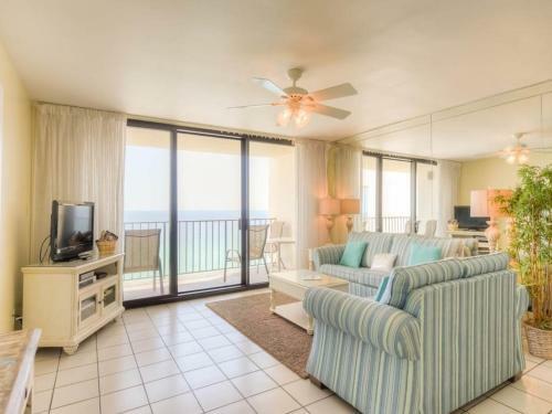One Seagrove Place 1107