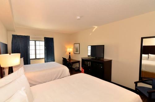 Hotel Cobblestone Inn & Suites - Holstein