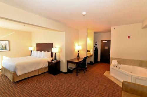 Hotel Cobblestone Inn & Suites - Holstein