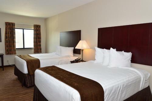 Hotel Cobblestone Inn & Suites - Holstein