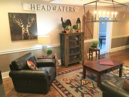 The Lodge At Headwaters