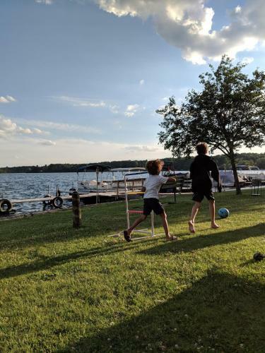 Hotel Fife Lake Lodging