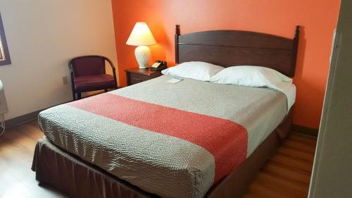 Hotel Motel 6 Saukville