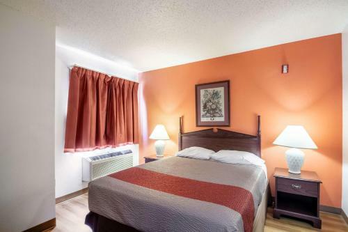 Hotel Motel 6 Saukville