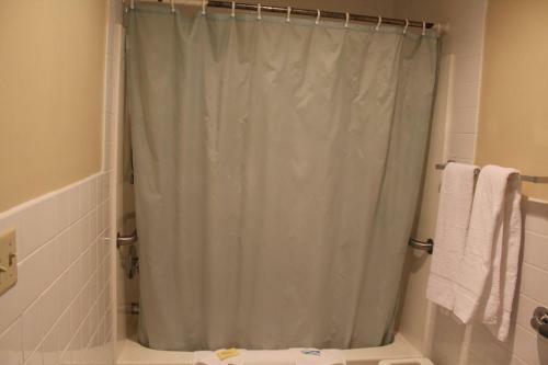 Motel Budget Host Inn Fridley