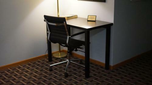 Motel Budget Host Inn Fridley