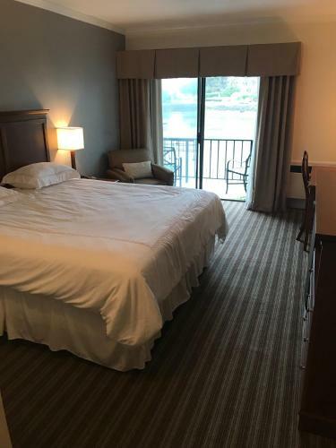 Hotel Cohasset Harbor Inn
