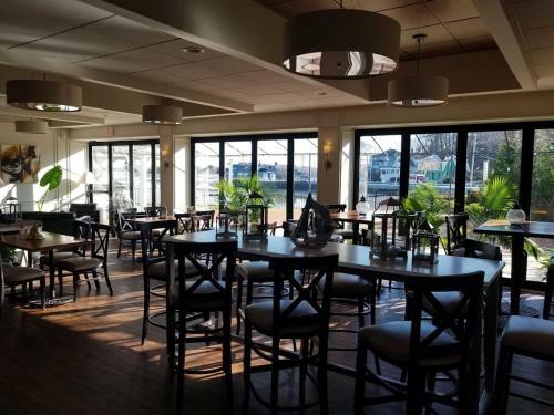 Hotel Cohasset Harbor Inn