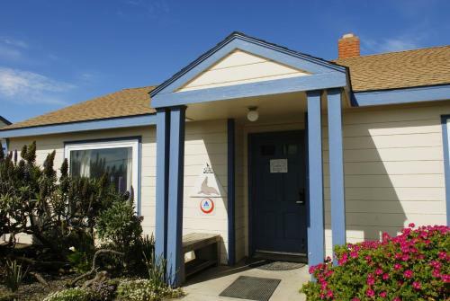Hi Pigeon Point Lighthouse Hostel
