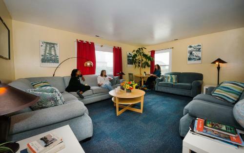 Hi Pigeon Point Lighthouse Hostel