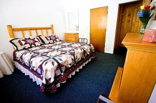 Bear Creek Lodge