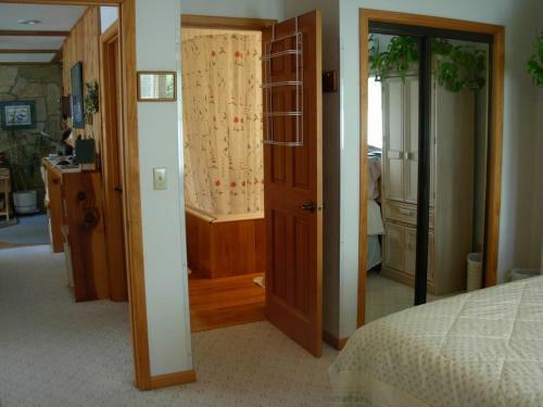 Alaska Chalet Bed & Breakfast