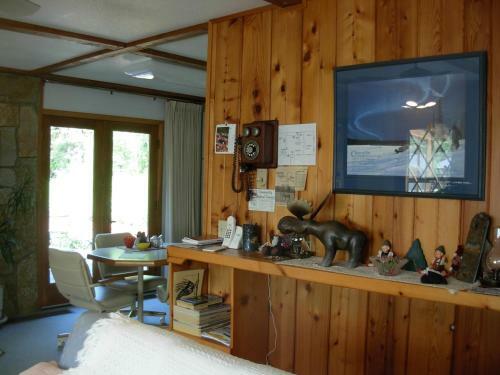 Alaska Chalet Bed & Breakfast