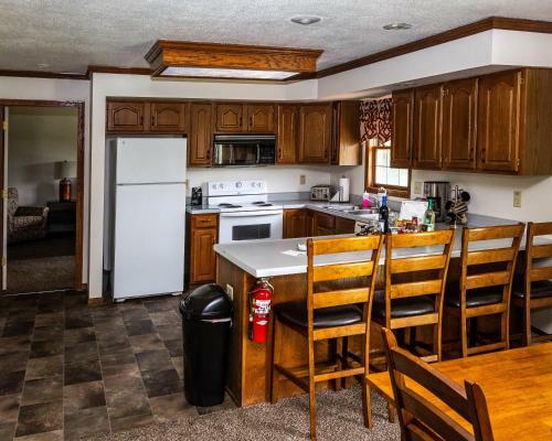 Motel Basswood Resort