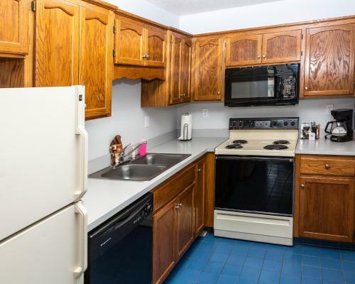 Motel Basswood Resort