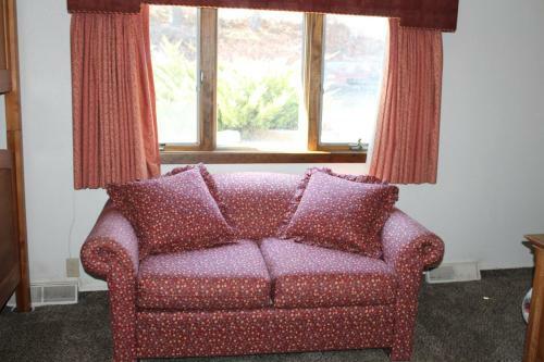 Motel Basswood Resort