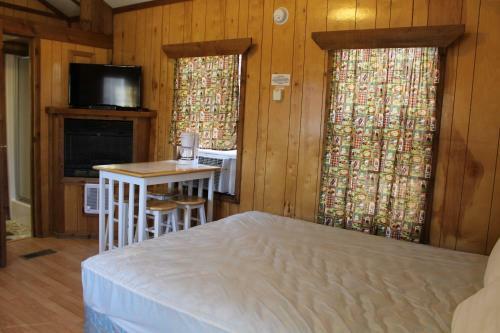 Motel Basswood Resort