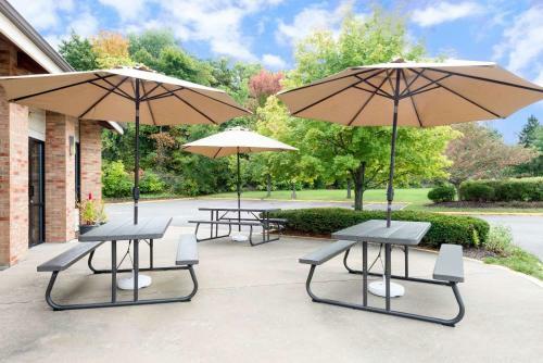 Hotel Baymont By Wyndham Zanesville