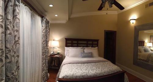 Bed & Breakfast Louisiana Cajun Mansion