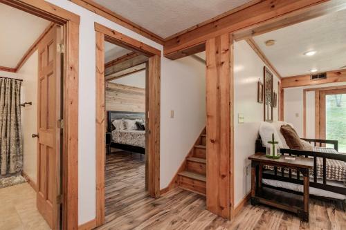 Glade Mountain Top Retreat Cabin