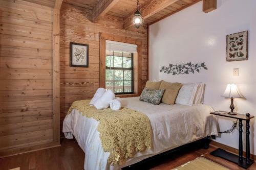 Glade Mountain Top Retreat Cabin