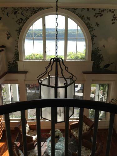 Villa 31 Acre Hudson River Estate