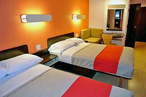 Hotel Motel 6 South Haven