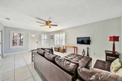 Oceanview At Island Breeze