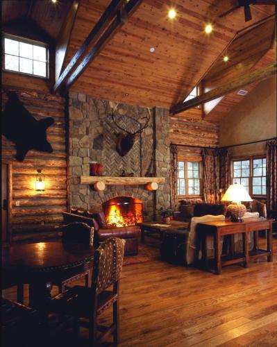 Hotel Circle Bar B Guest Ranch