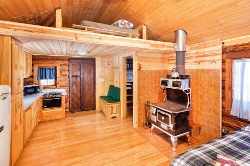 Bear Creek Lodge Alaska
