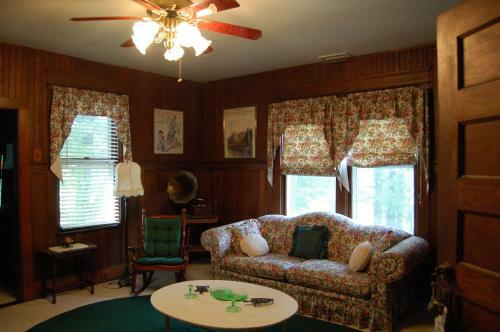 Bed & Breakfast Mountain Laurel Inn