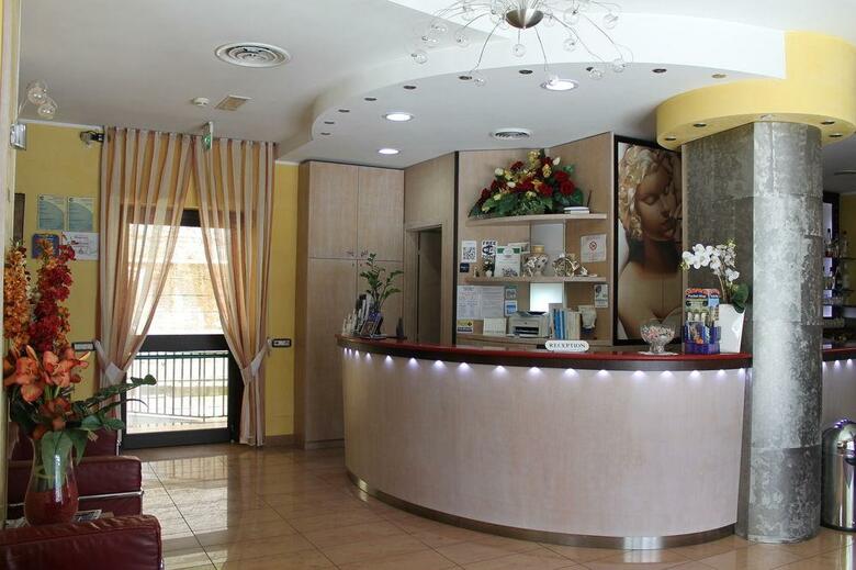 Hotel Cristal Eboli