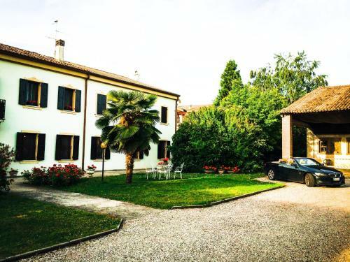 A Villa Esperia Bed And Breakfast