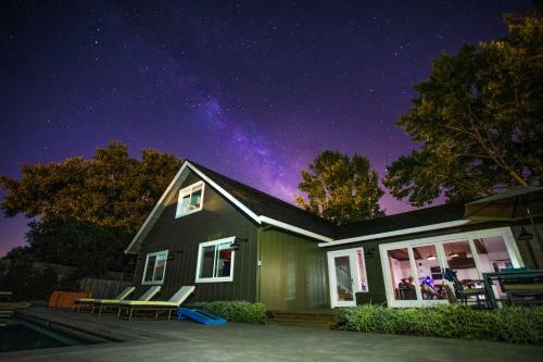1349 Cherry Tree Court Home