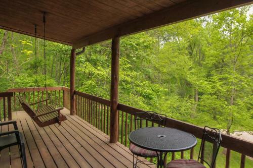 Pioneer - Hocking Hills Cabin