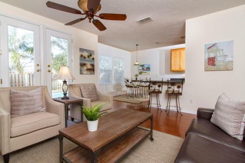 Coco's Beach Cottage