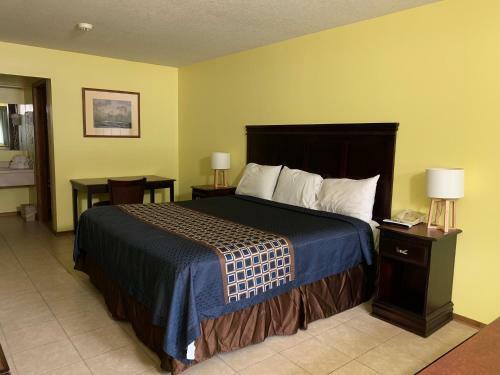 Motel Riverwood Inn