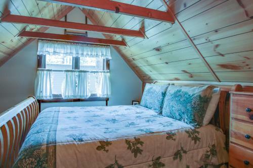 Cozy Bobby Grey Manor