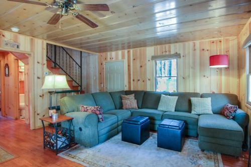 Cozy Bobby Grey Manor