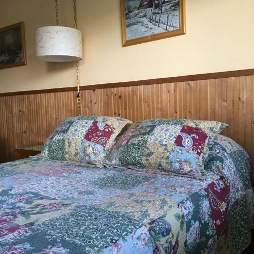 Marshfield Inn & Motel