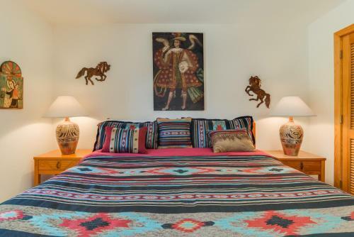 2 Bedroom - Secluded - Acoma