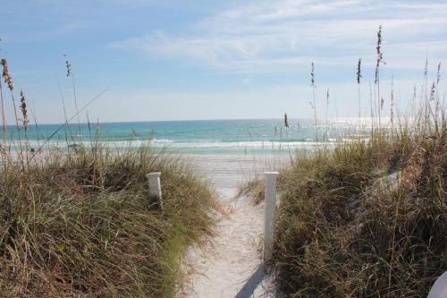 Beach Baby - Seagrove Beach Home