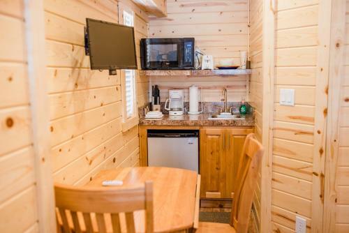 Tahoe Valley Cabin 2