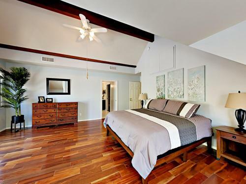 8371 Los Osos Road Home