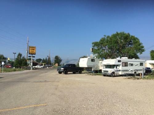 Holiday Lodge Rv & Campground