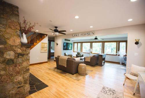 Mission Springs Lake House